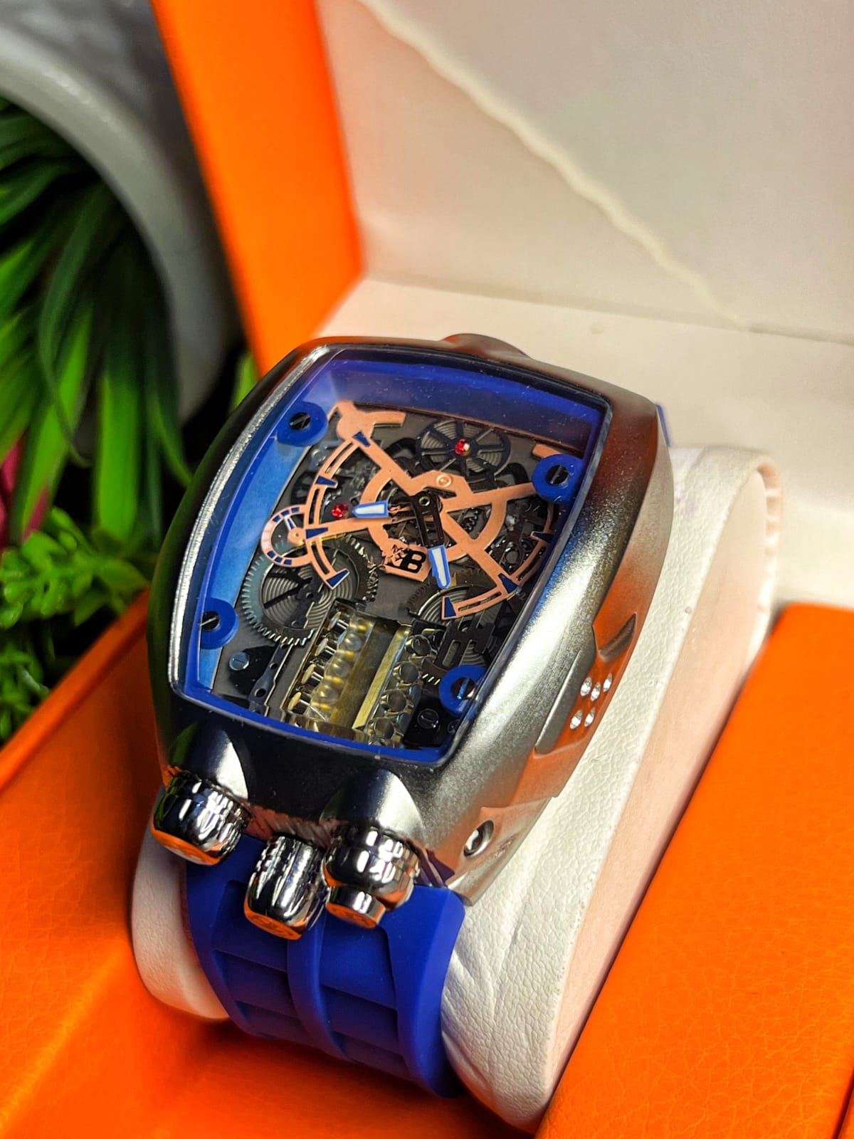 J & CO LUXURY SPORT WATCH
